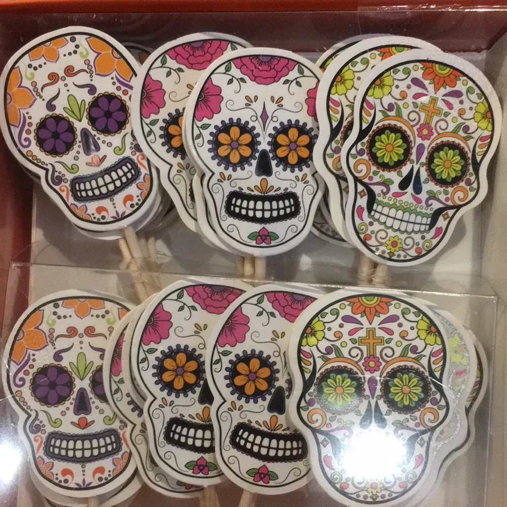 Skull Halloween Dia Des Las Muertos Cupcake Kit NWT set of 30 liners & picks